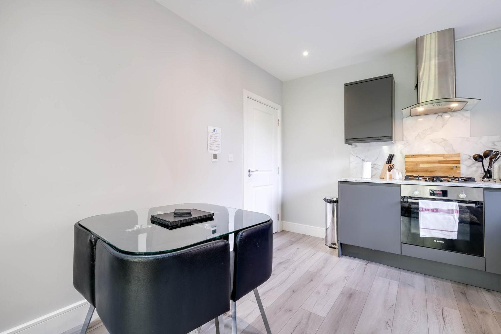 Braywick Serviced Apartments By Ferndale Maidenhead Eksteriør bilde